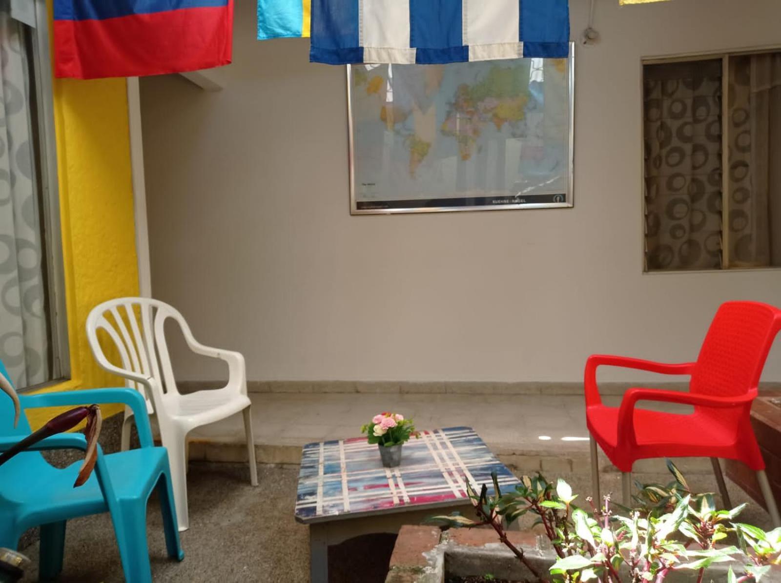 Yellow House Hostel 麦德林 外观 照片
